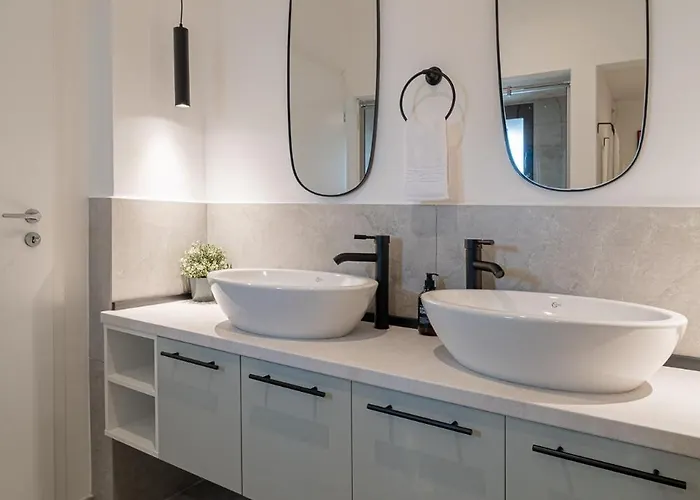 Contemporary 3-bedroom Lofts - Modern Touches Meet Classic Elegance By Calea Victoriei