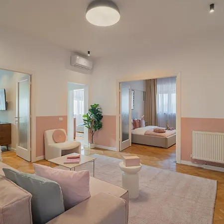 Apartment Vibrant & Spacious 3br Lofts On Amzei Square *