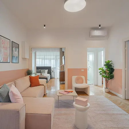 Vibrant & Spacious 3br Lofts On Amzei Square *